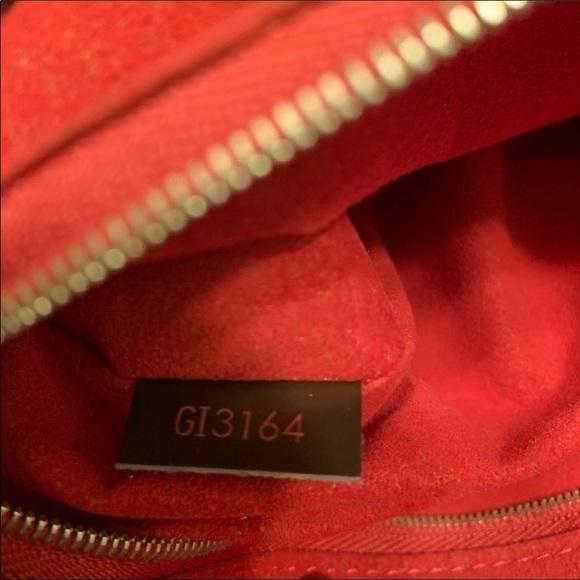 Louis Vuitton purse - Picture 4 of 5